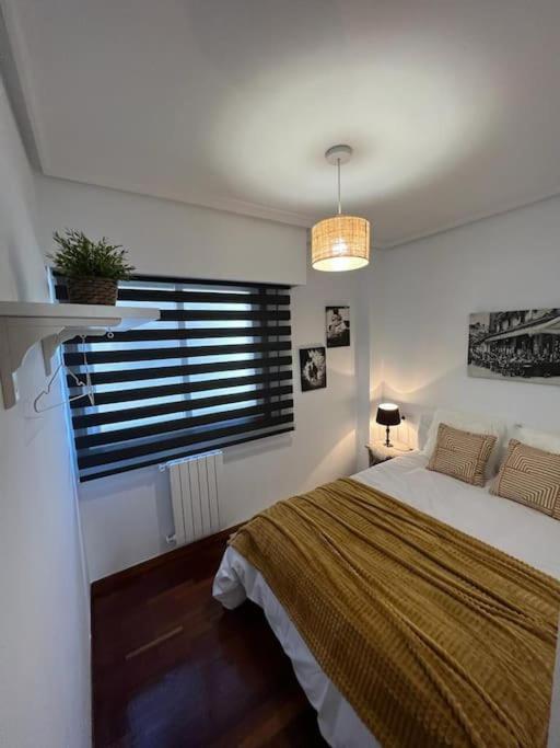 Piso Confort Y Detalles Ourense Apartamento Exterior foto