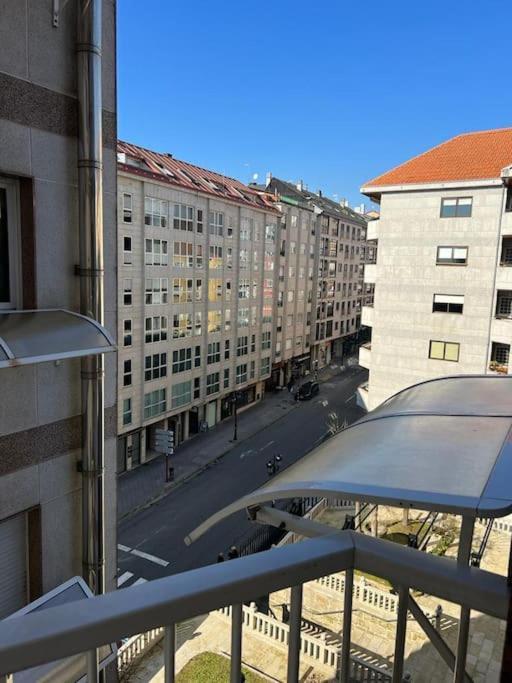 Piso Confort Y Detalles Ourense Apartamento Exterior foto