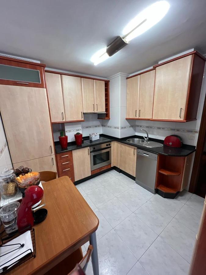 Piso Confort Y Detalles Ourense Apartamento Exterior foto